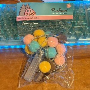 Winter 2020 Pusheen Box Exclusive Pom Pom String Light Garland Brand New